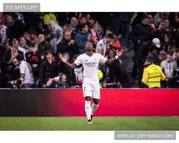 维尼修斯沙特联报价引发转会风波，皇马是否放人引人关注，维斯特马修森